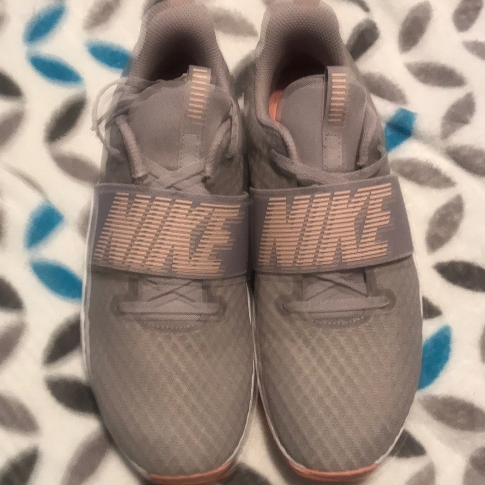 Nike renew size 10.5 brand new